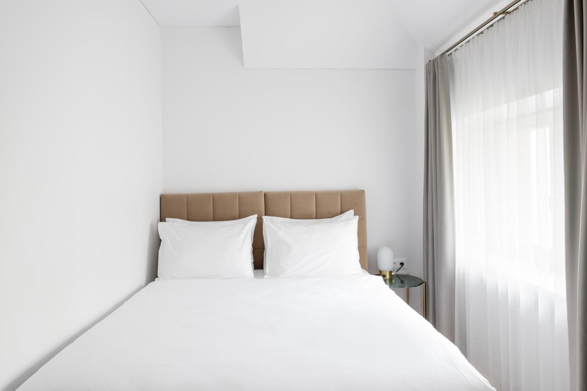 Grand Crown Aparthotel VNO Eksteriør bilde
