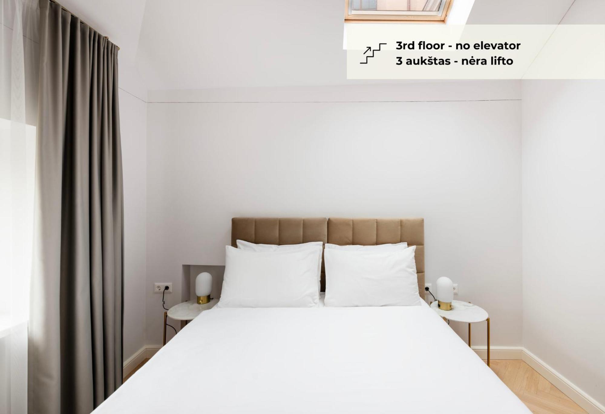 Grand Crown Aparthotel VNO Eksteriør bilde