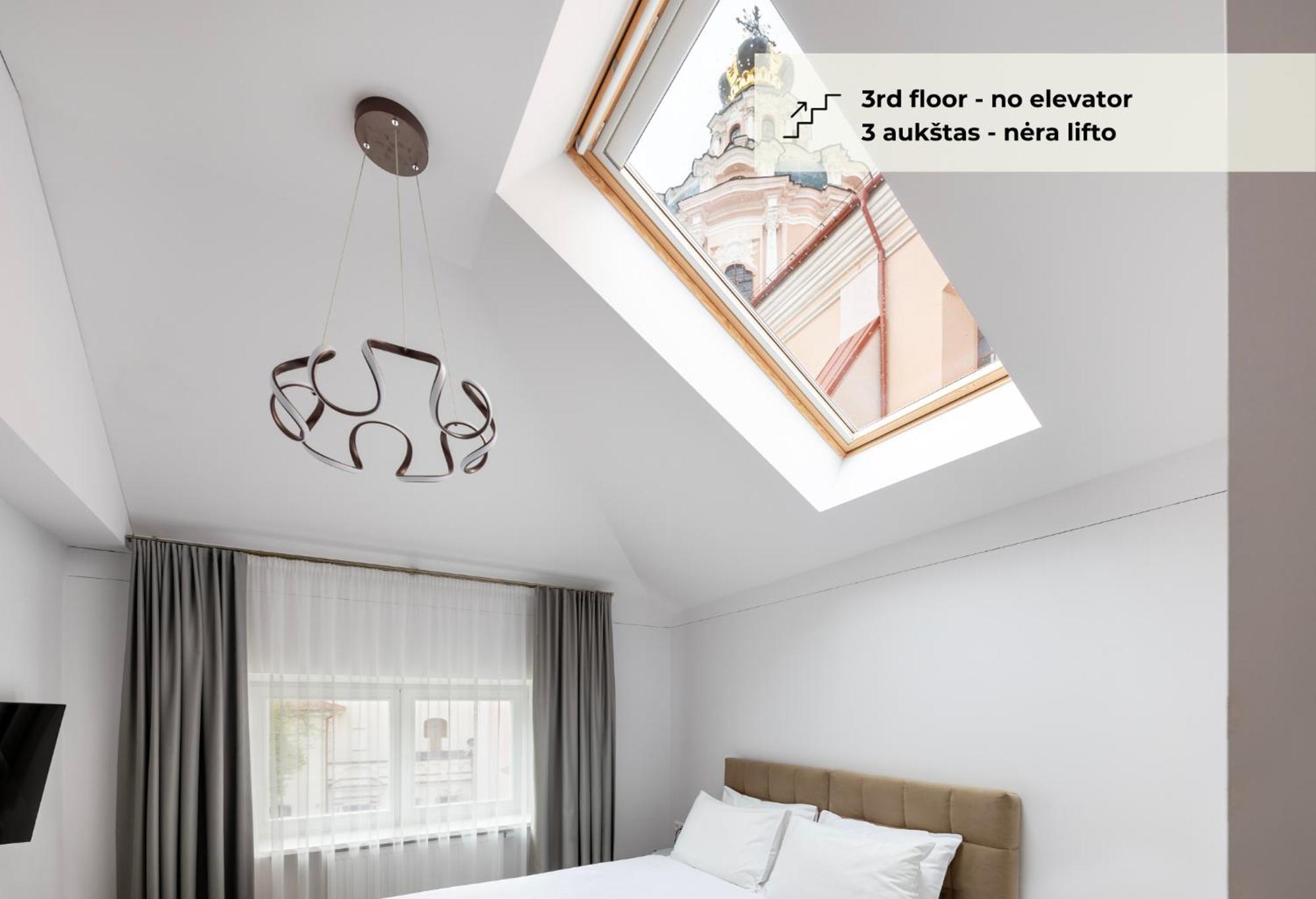 Grand Crown Aparthotel VNO Eksteriør bilde